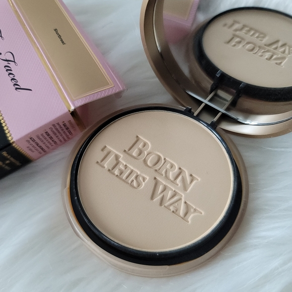 NEW Too Faced Born This Way Powder SHORTBREAD - Picture 2 of 8